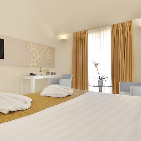 Ruth Daniel Residence Тел Авив Екстериор снимка