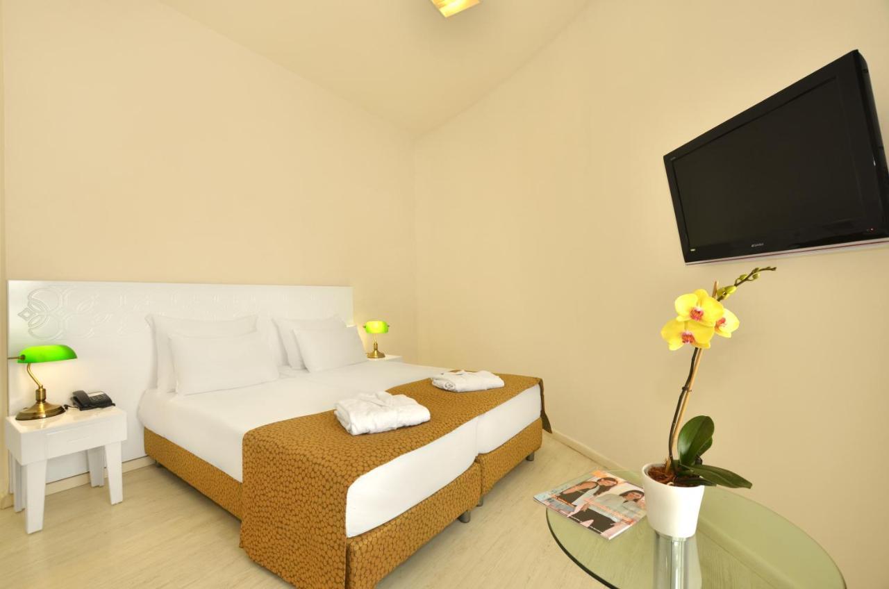 Ruth Daniel Residence Тел Авив Екстериор снимка